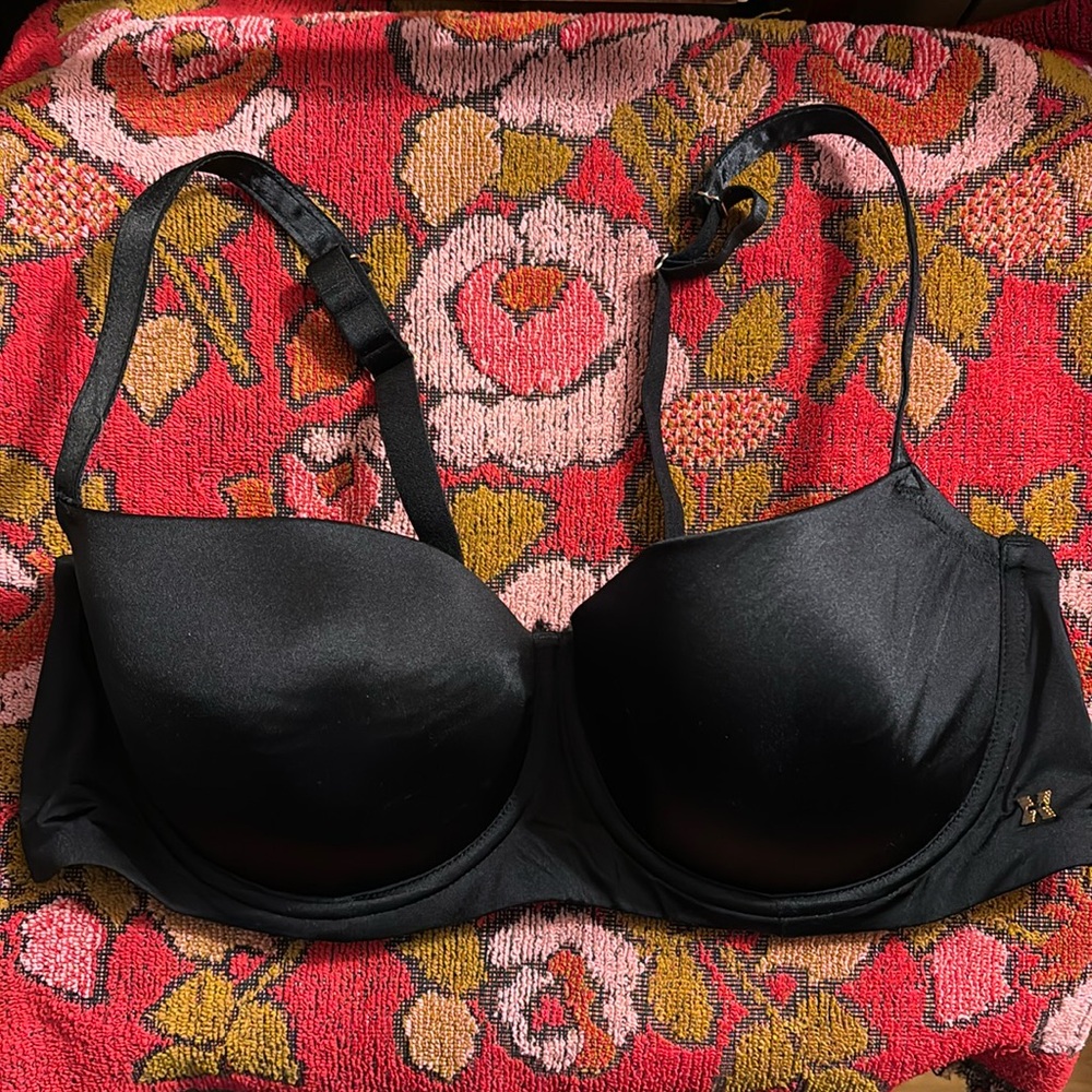 Savage X Fenty Demi Underwire Bra Black Size 42D